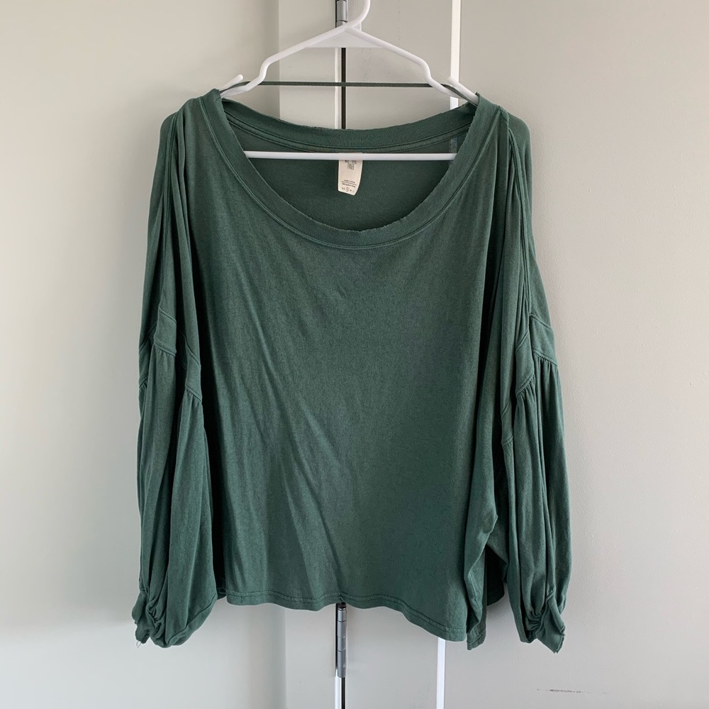 🌿FREE PEOPLE🌿 Green Balloon Sleeve Top